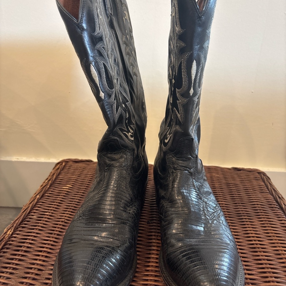 Black Cowboy Boots